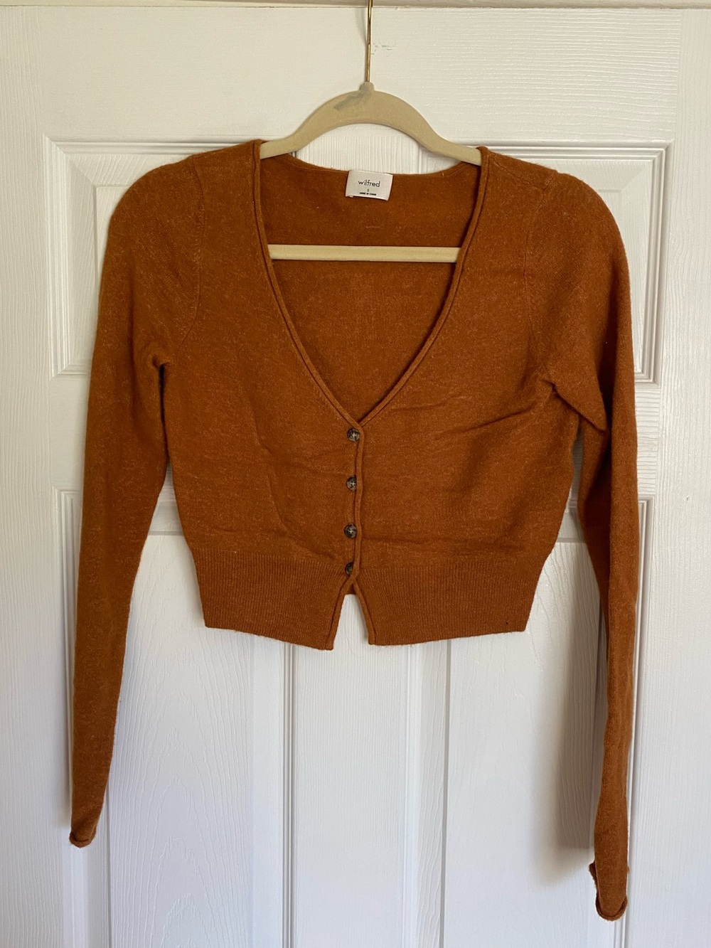 Aritzia Wilfred Rust Orange Cropped V-Neck Button Cardigan Sweater